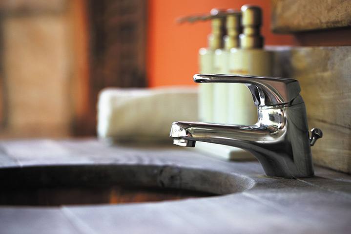 A2B Plumbers are able to fix any leaking taps you may have in Bromley By Bow. 